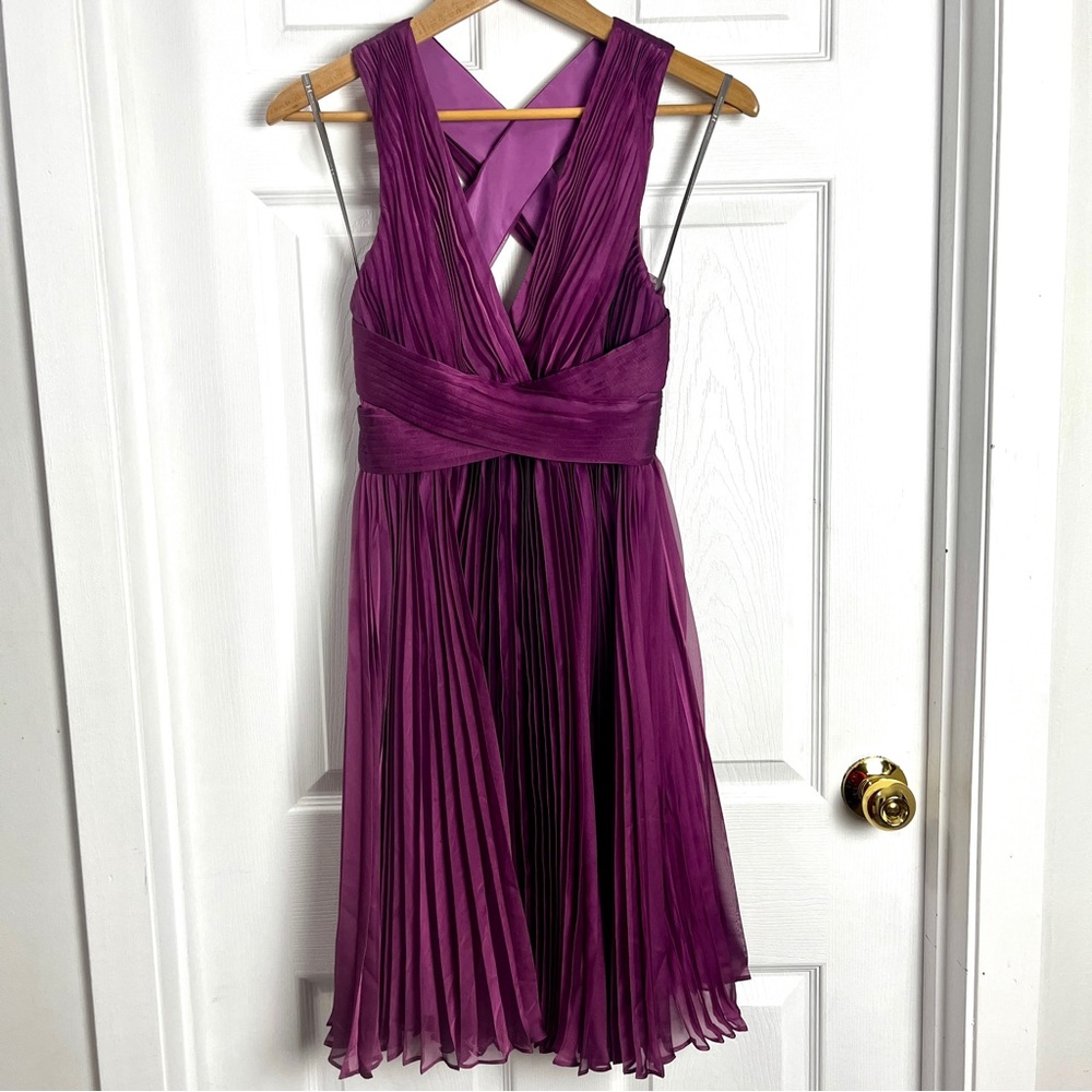 NWT Halston Heritage Plum Pleated Mini Occasion Dress Cross Back Size 2